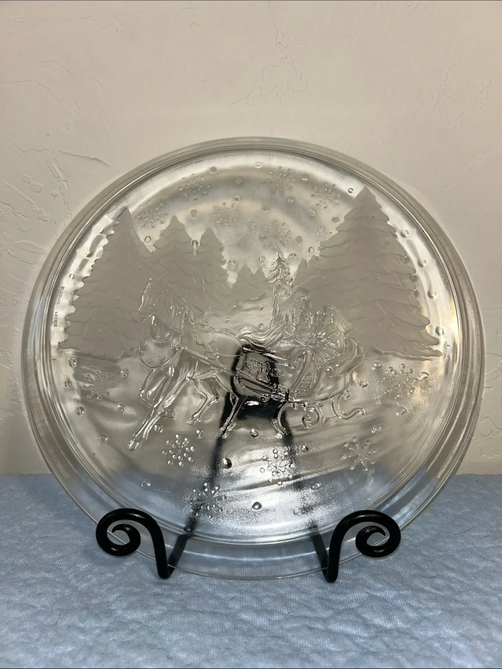 Arcoroc France Through the Woods collection Christmas glass serving platter